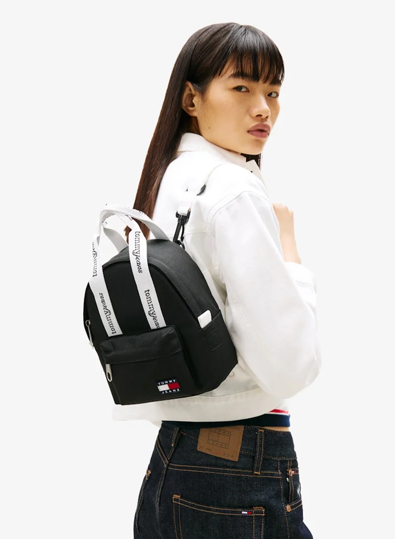 تومي جينز Essential Repeat Logo Dome Backpack